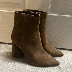Never worn Steve Madden booties